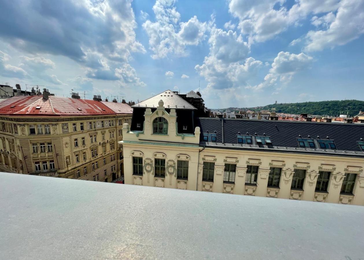 Cool Studio Apartment Prague Exterior photo